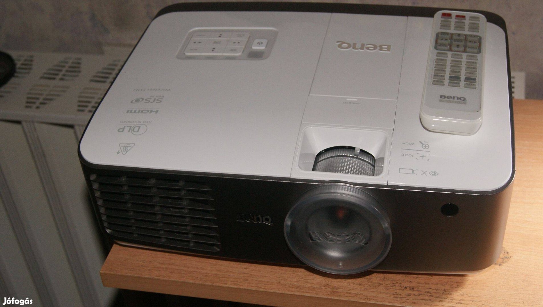 Benq W 1500 Full HD és 3D DLP projektor