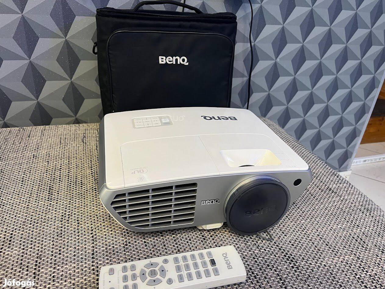 Benq w1060 fullhd , 3D, projektor új égő