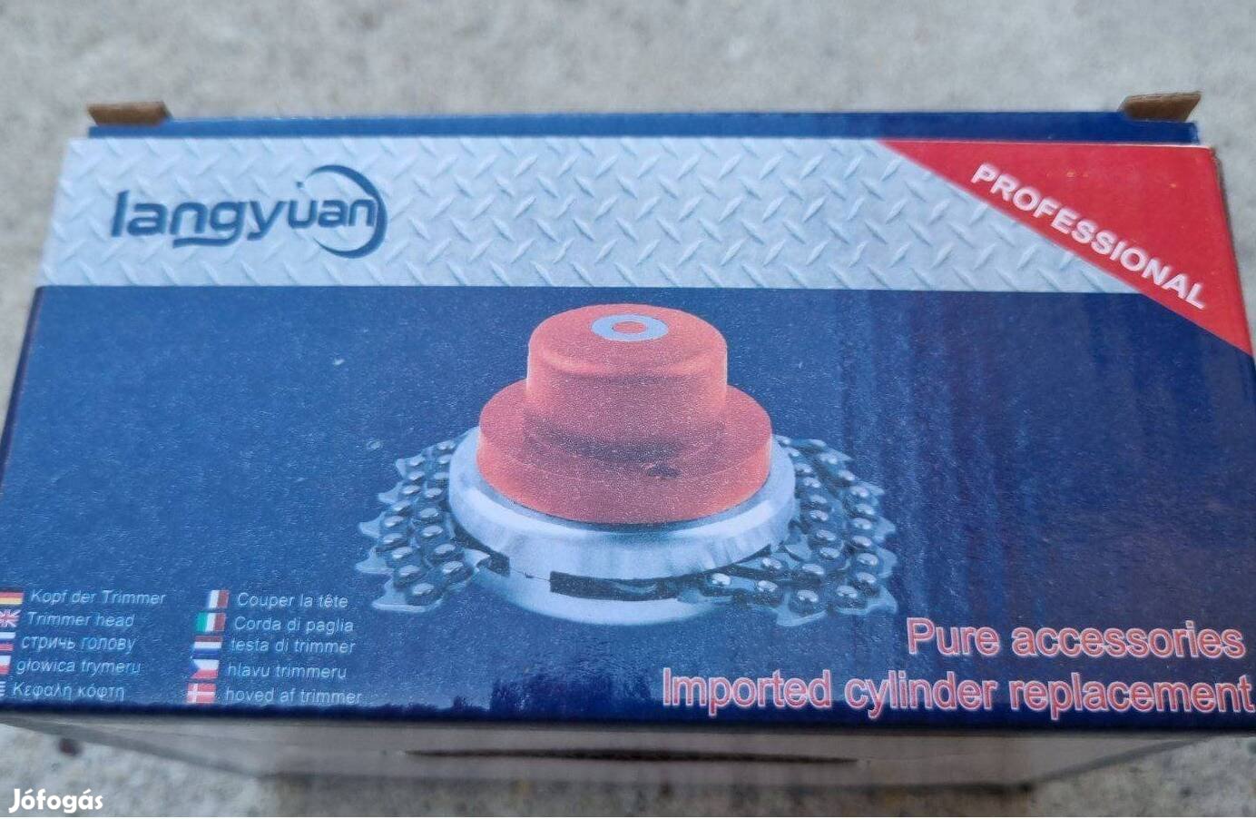 Benzines fűkaszára, minőségi láncos nyírófej, szecskázó