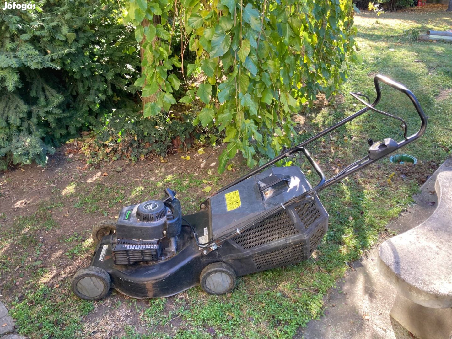 Benzines fűnyíró Hurricane Használt - Téli ár