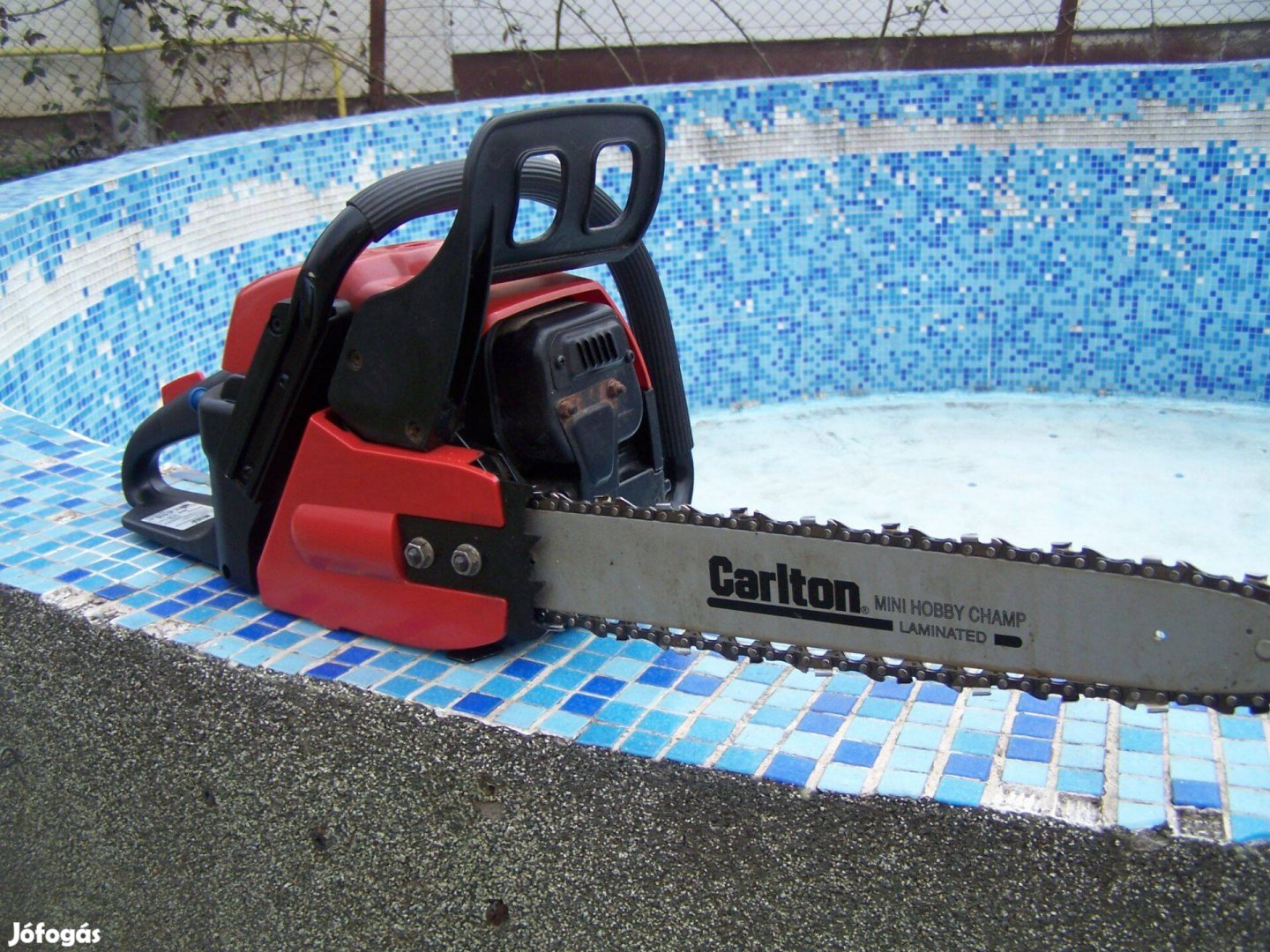 Benzines fűrészgép eladó