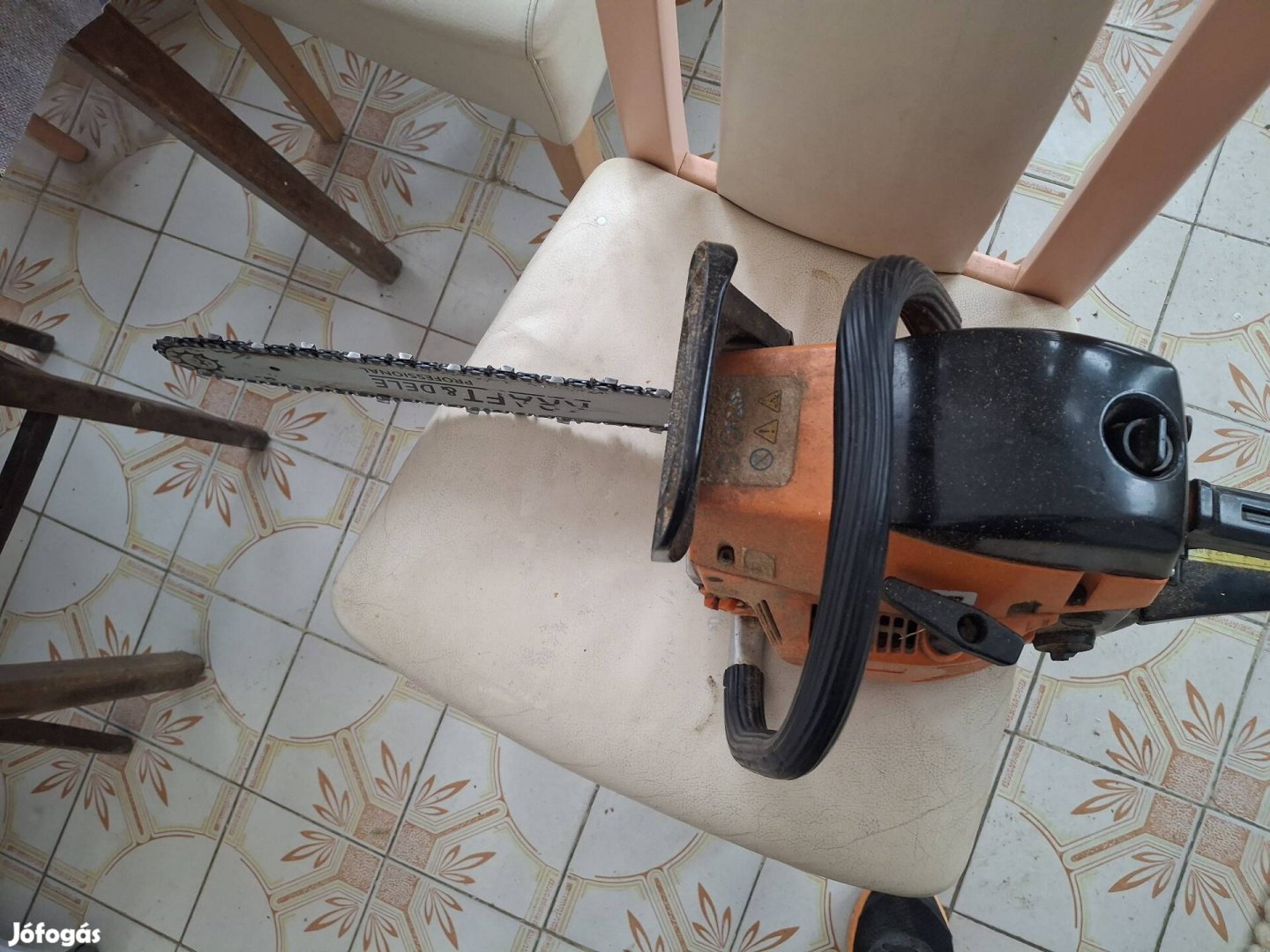 Benzines láncfűrész