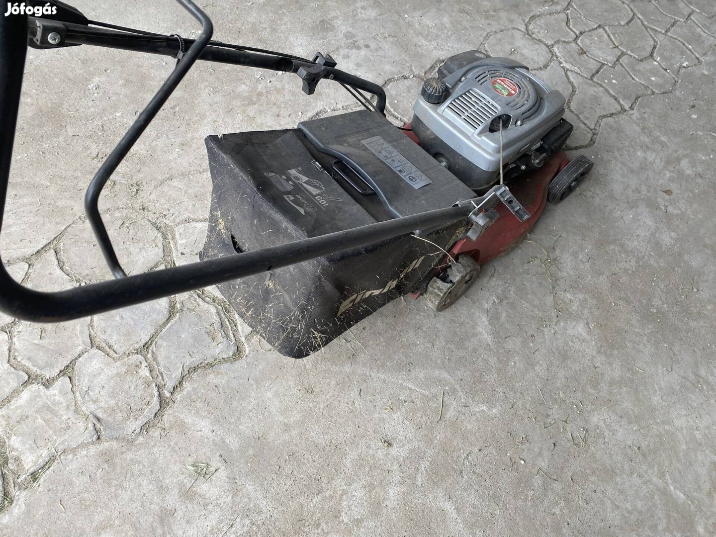 Benzinmotoros fűnyíró Einhell eladó