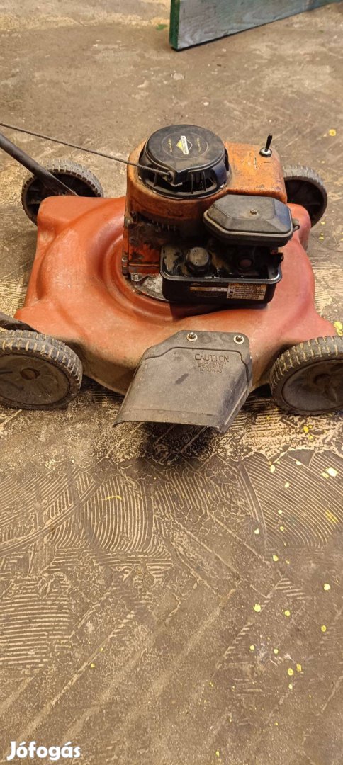 Benzinmotoros fűnyíró eladó