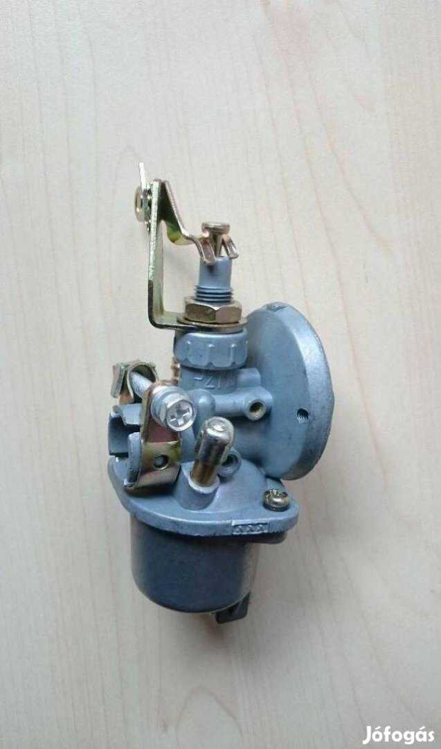 Benzinmotoros fűnyíróhoz és más kerti géphez való