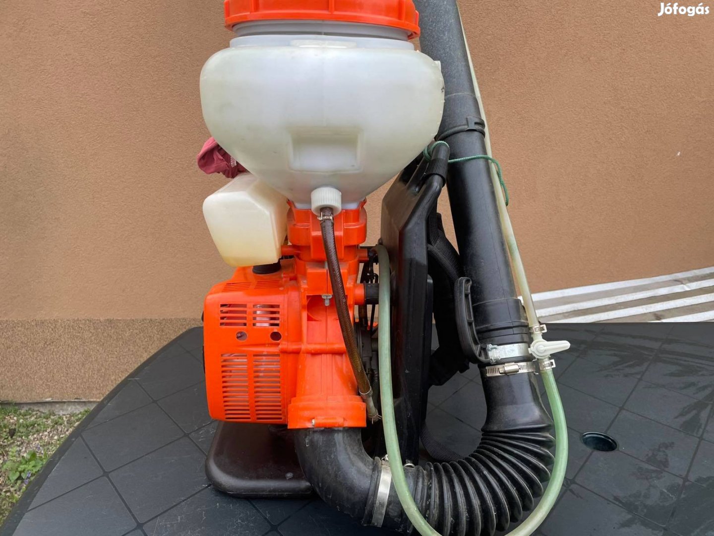 Benzinmotoros háti permetező