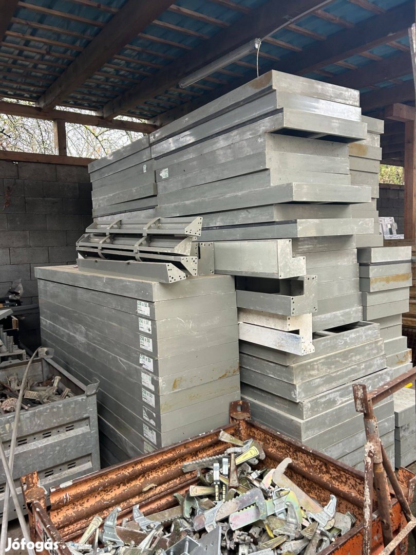 Bérbeadó falzsalu rendszer !