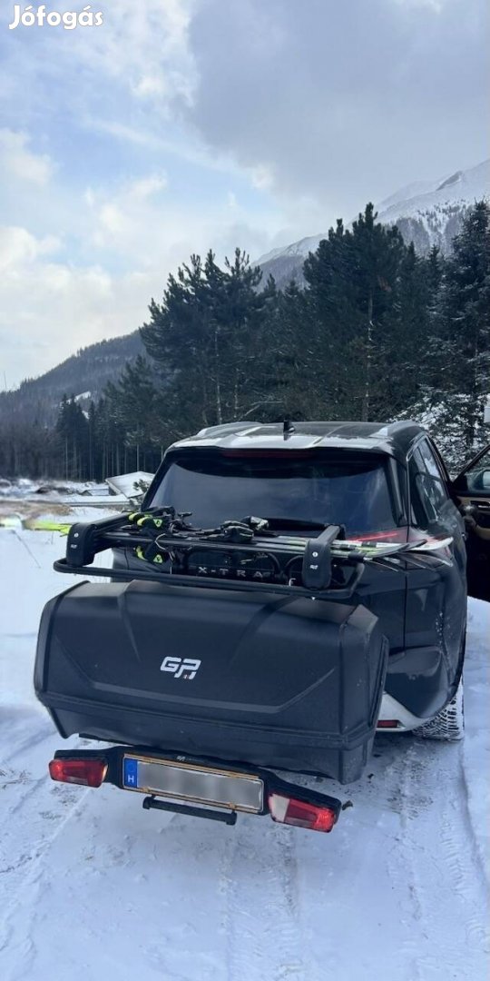 Bérelhető vonóhorog boxok és tetőboxok