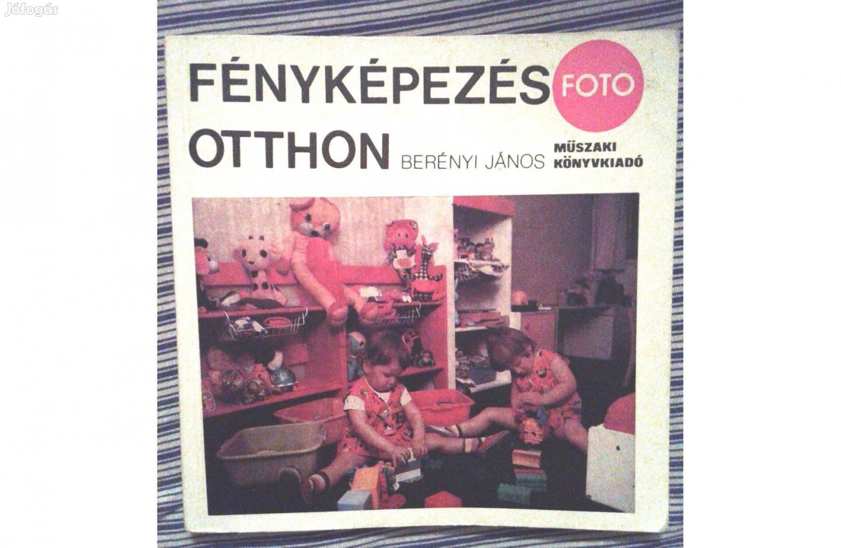 Berényi János: Fényképezés otthon - retró könyv