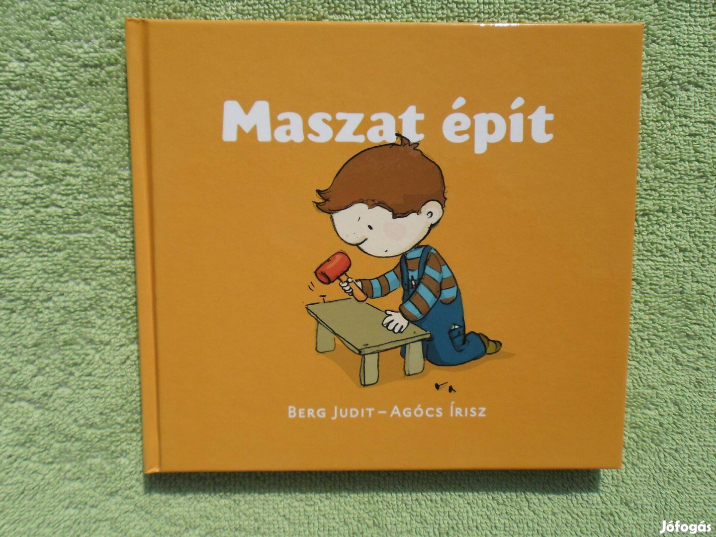 Berg Judit: Maszat épít