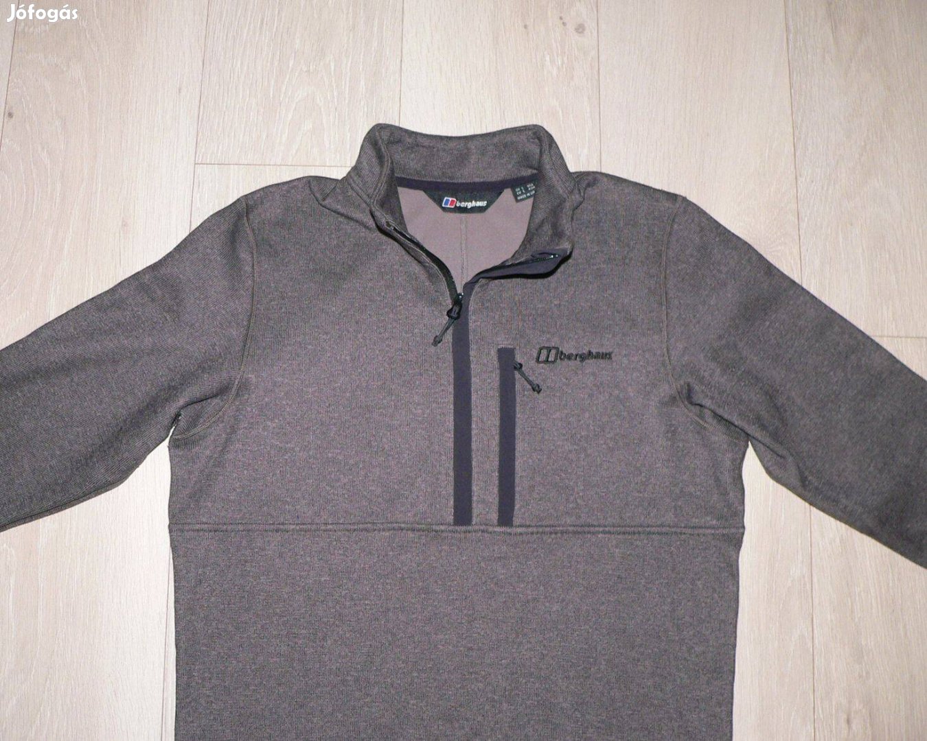 Berghaus cipzáras nyakú polár pulóver S