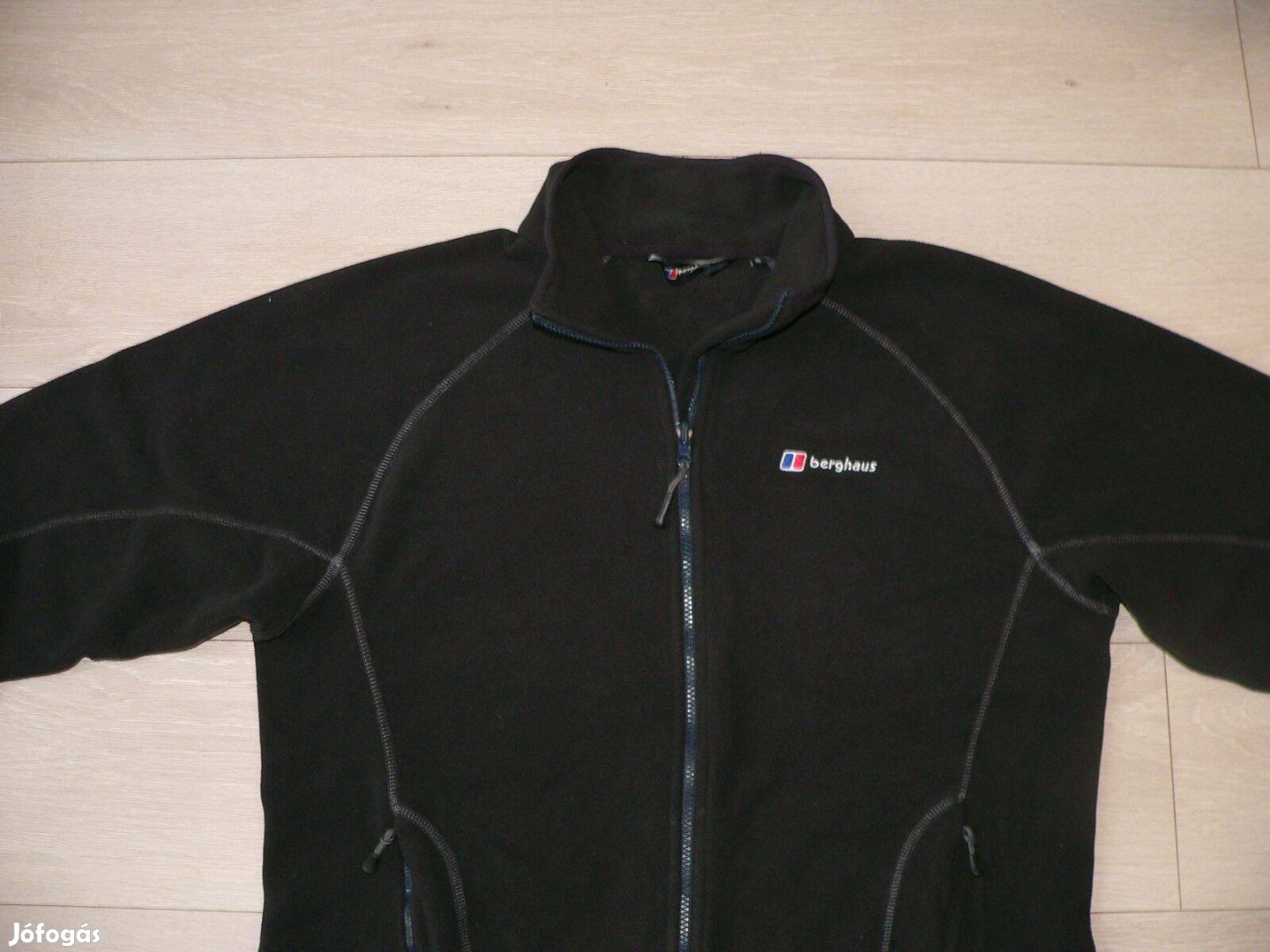 Berghaus cipzáras polár felső (XL)