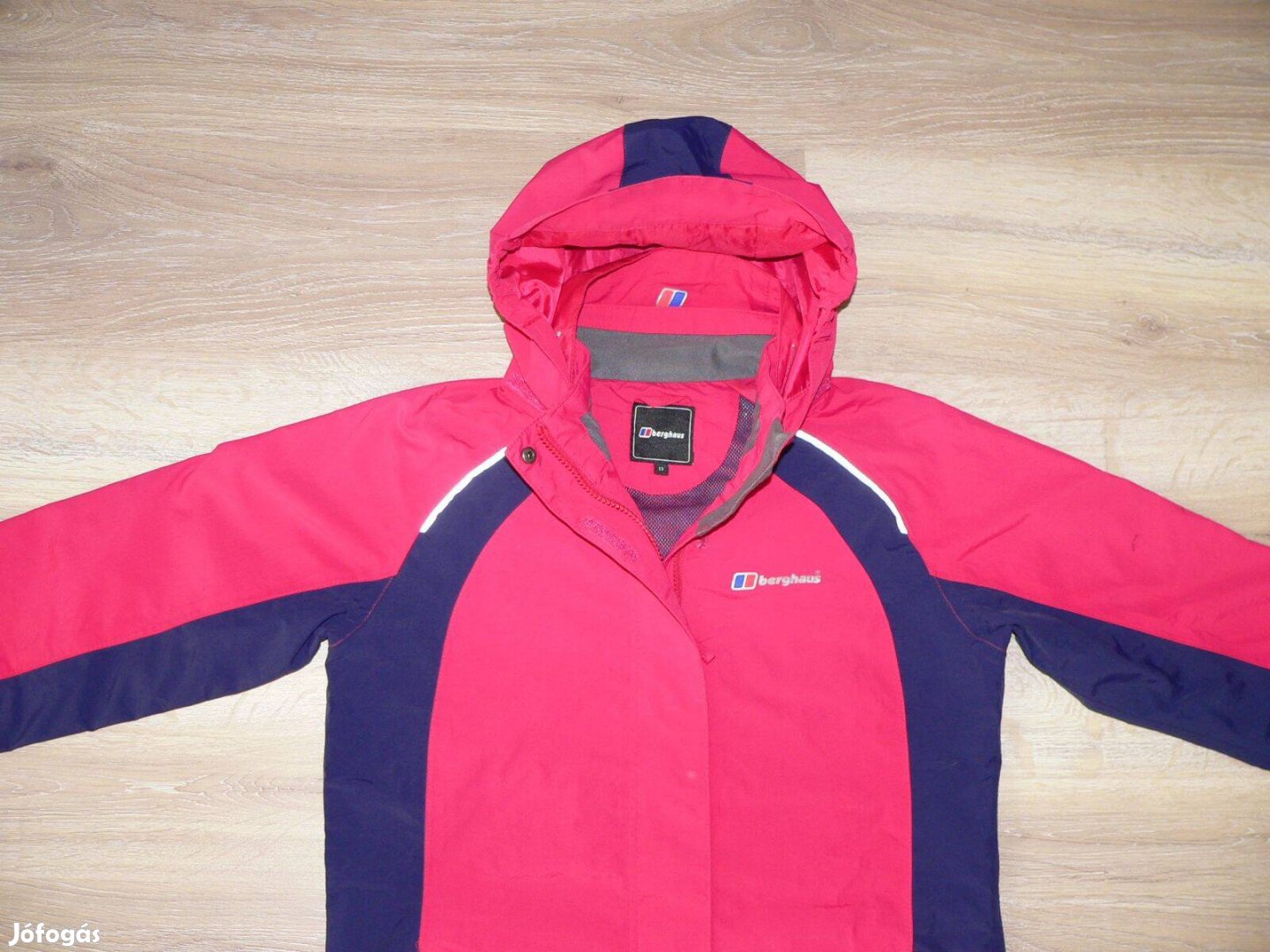 Berghaus kapucnis dzseki S