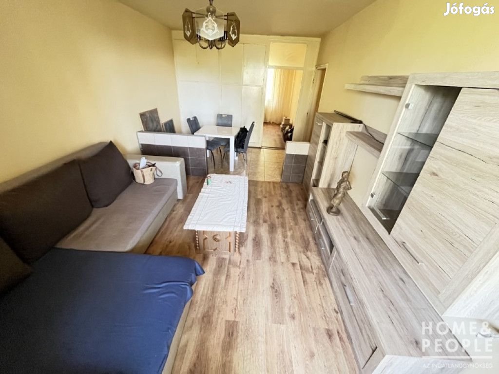 Bérleti jog cserélhető Szeged-Tarjánban!