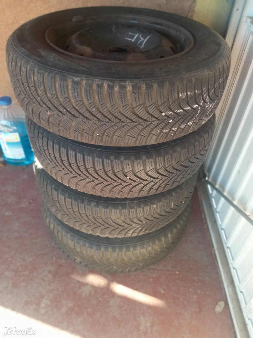 Berlingo felni gumival 