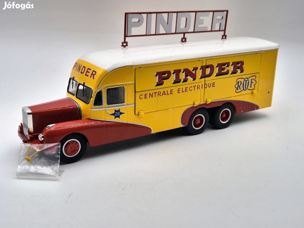 Bernard 28 Electrical Truck Pinder circus
