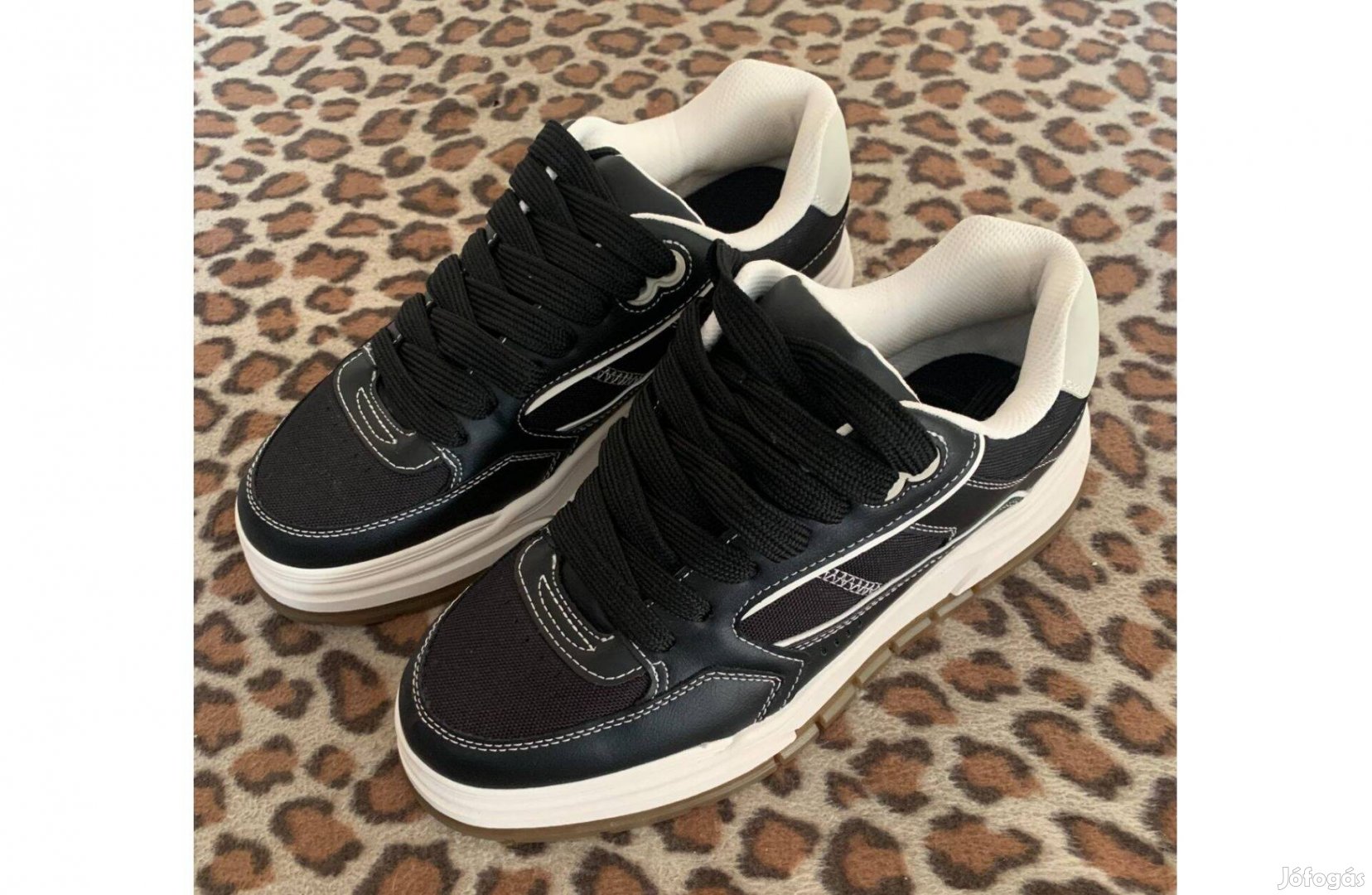 Bershka chunky cipő (42)