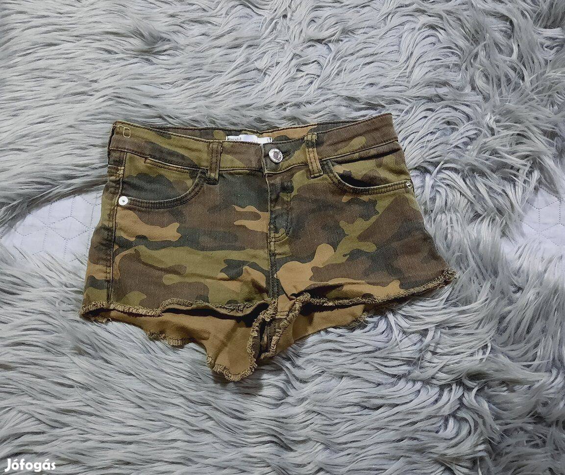 Bershka short Xs-es