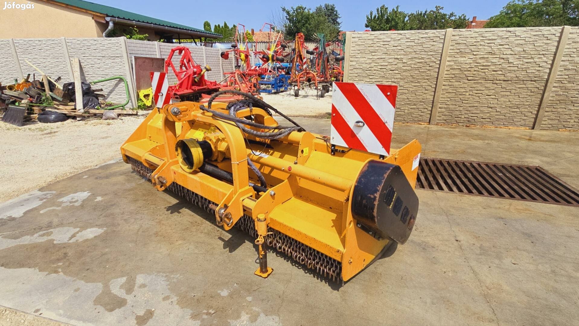 Berti Trincias Tocchi TSB 300 Szárzúzó 
