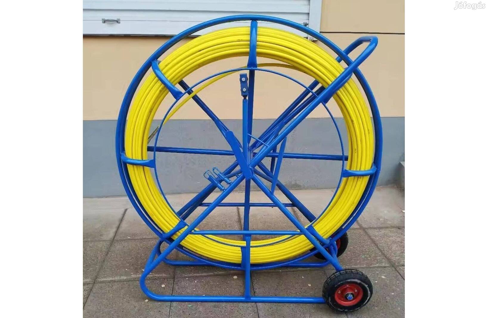 Berudaló, behúzó szál kerekes kerettel, üvegszálas 150 m, 8 mm, új
