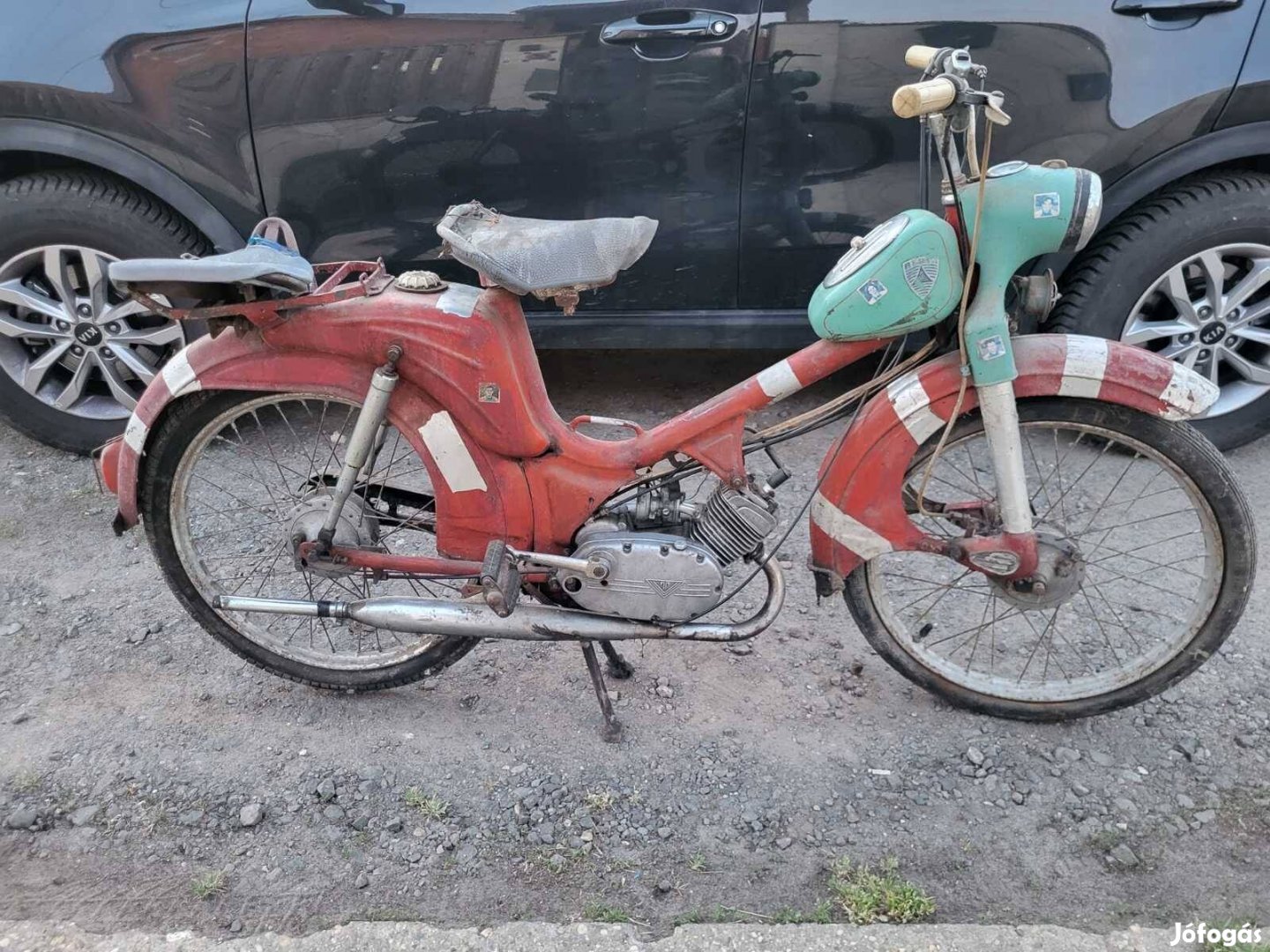 Berva motorkerékpár alkatrésznek egyben eladó