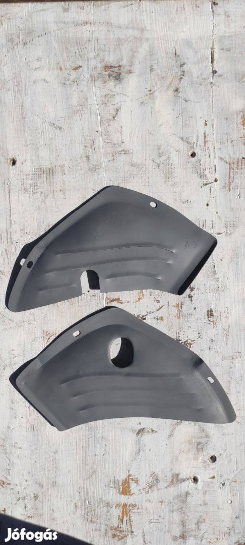 Berva takarólemez veterán moped karburátortakaró