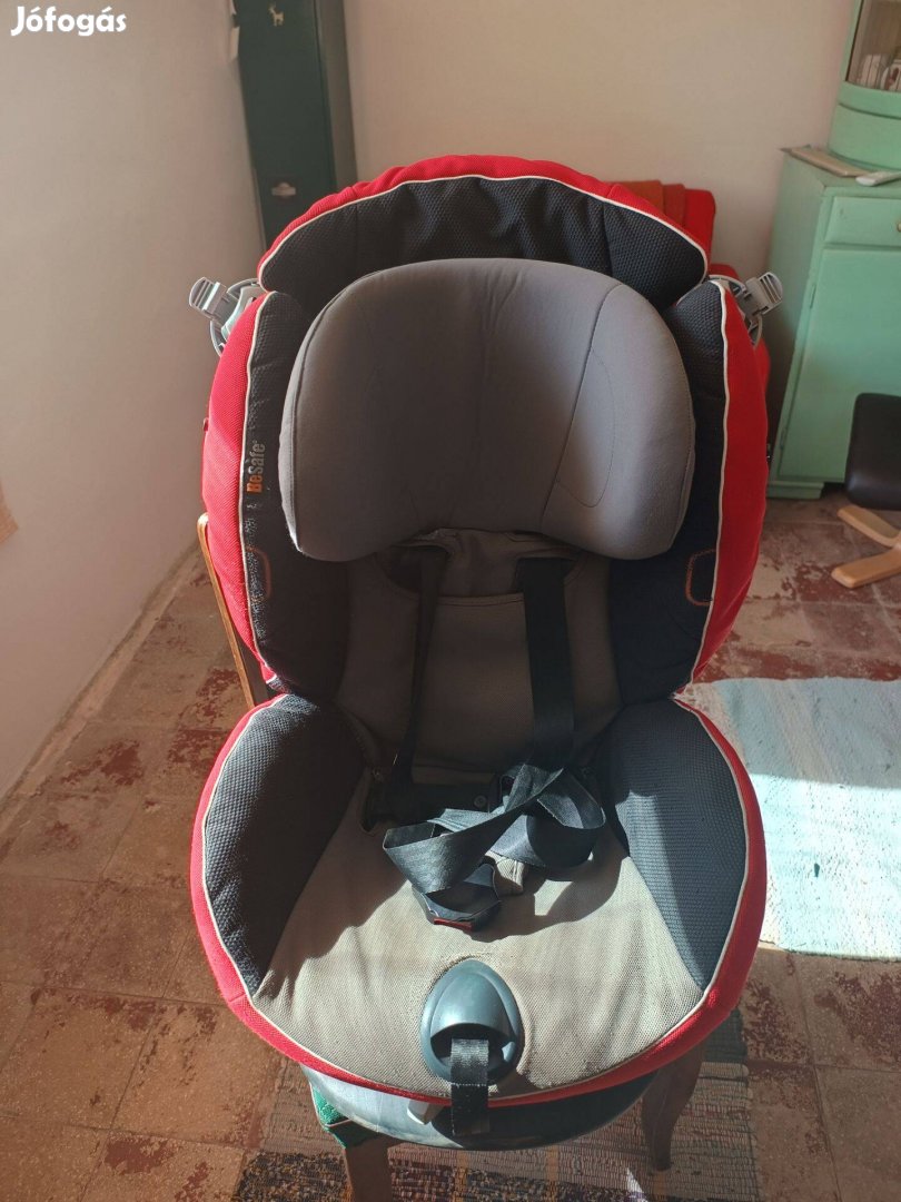 Besafe Izi Comfort X3 gyerekülés. (9-18 kg)