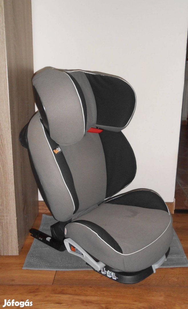 Besafe izi Up X3 Isofix dönthető gyerekülés 15-36 kg