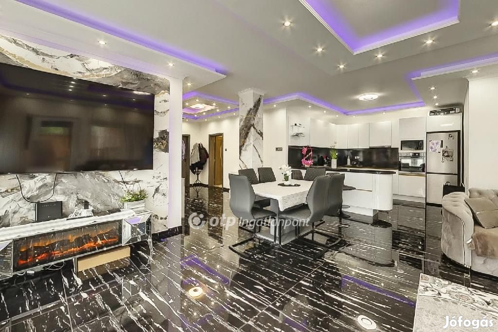 Besenyőteleki 128 nm-es ház eladó