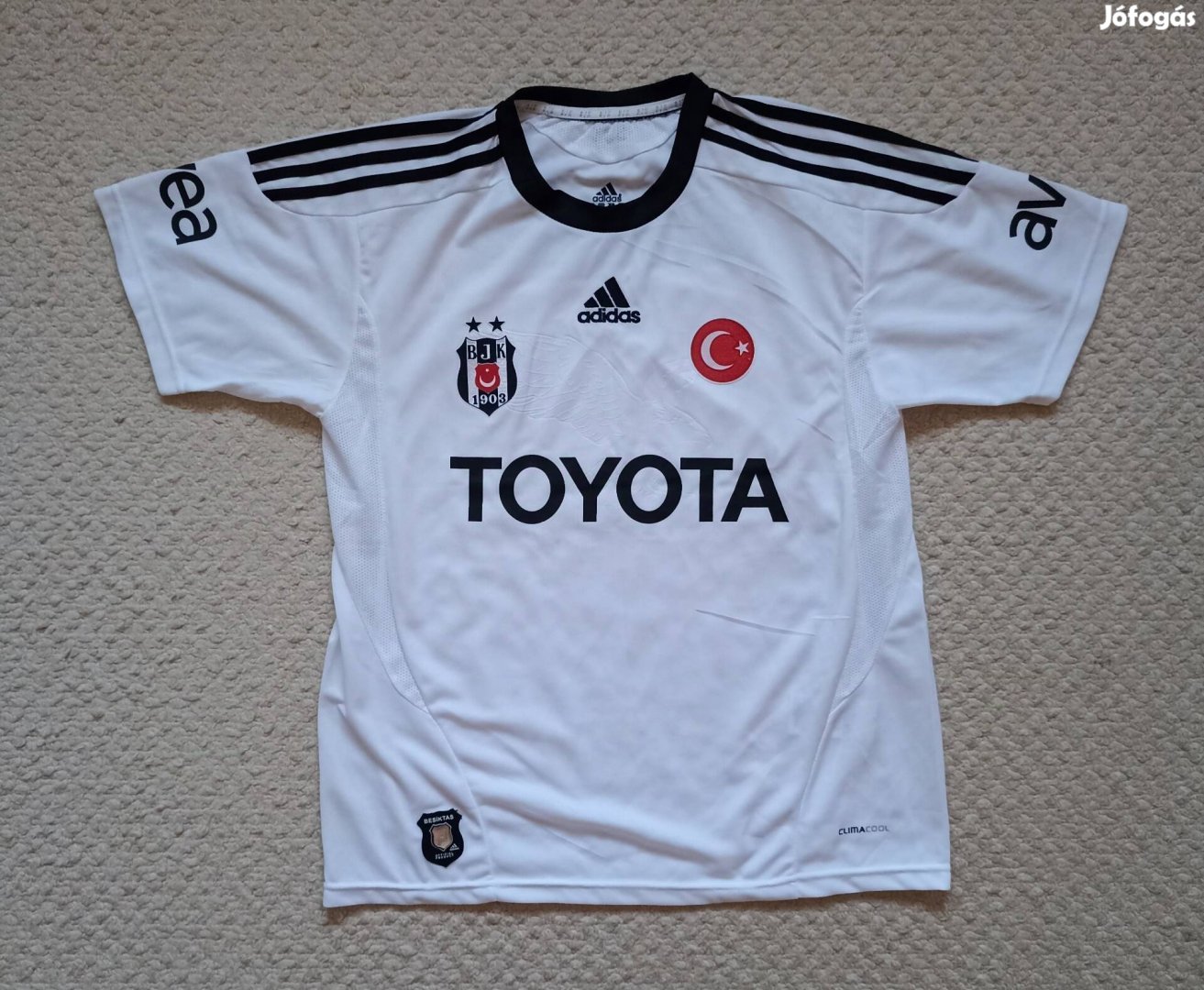 Besiktas labdarúgó foci mez