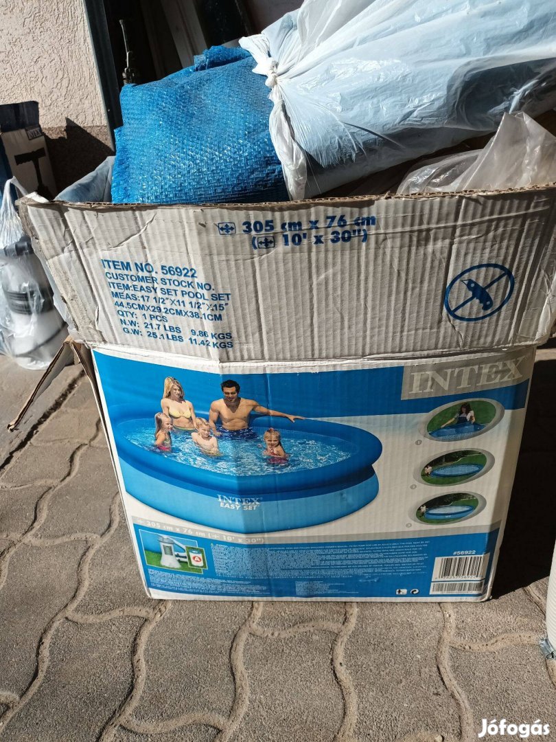 Bestway puhafalú kerek medence vízforgatóval eladó vagy cserélhető