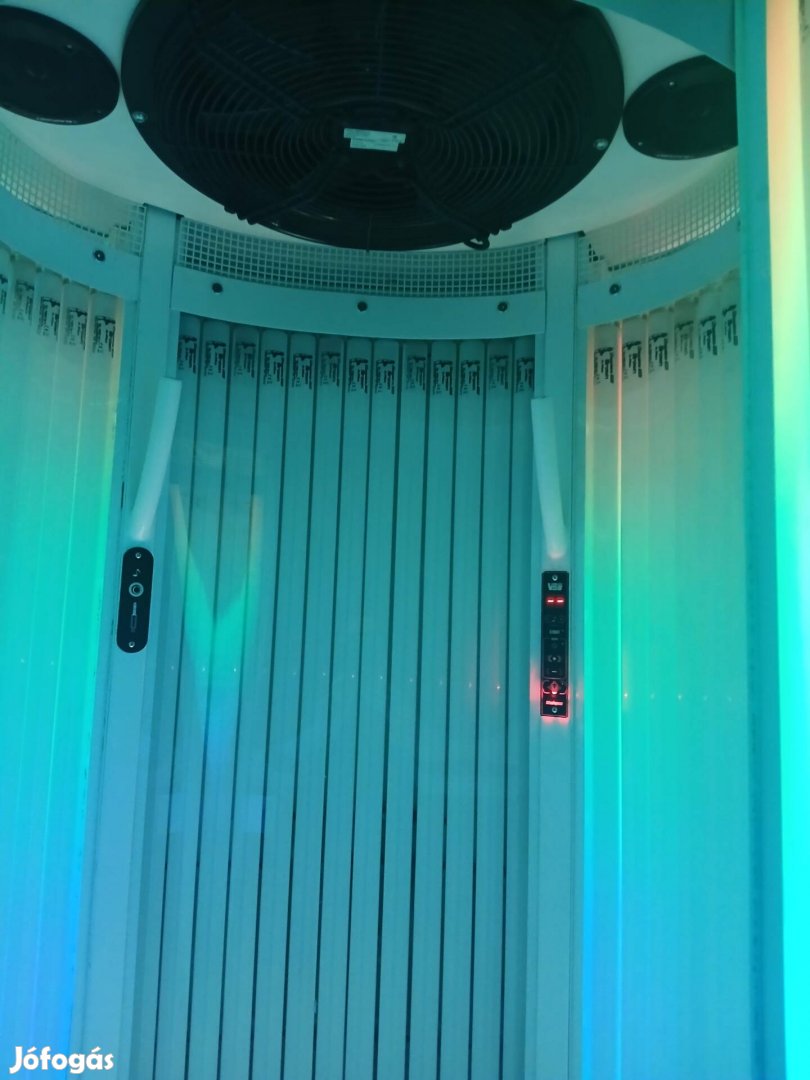 Beszélő álló szolárium