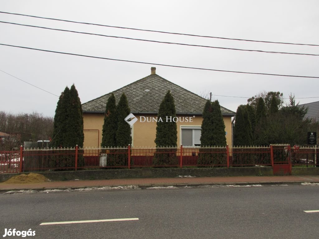 Besztereci 73 nm-es ház eladó
