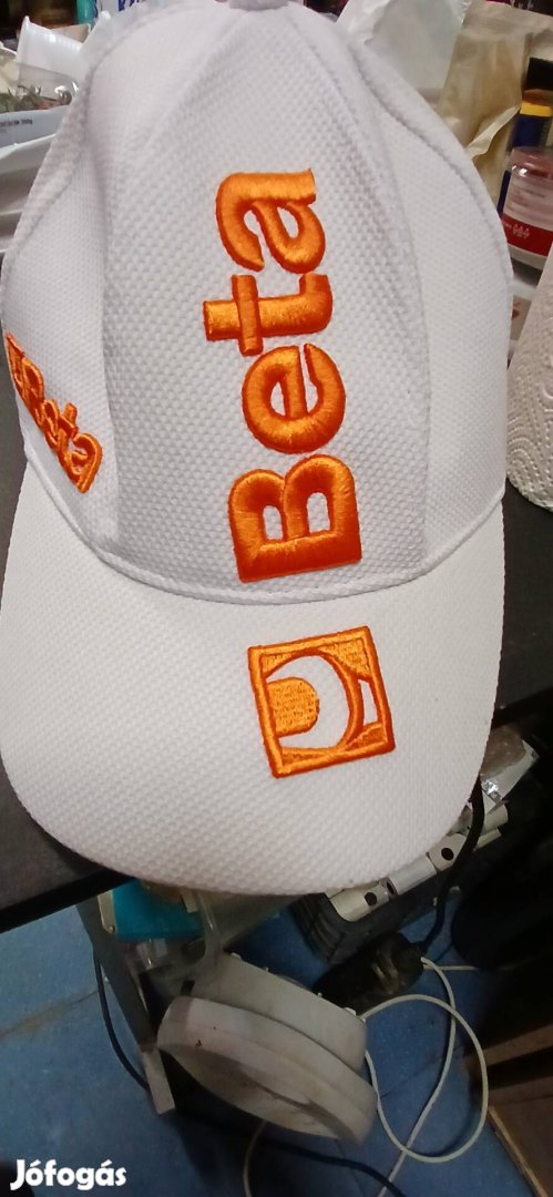 Beta sapka fehér