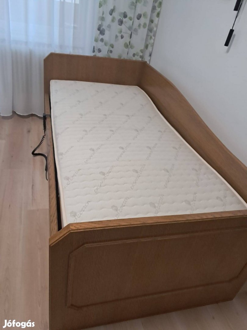 Betegágy, ápolási ágy, elektromos