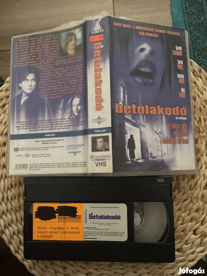 Betolakodó vhs film