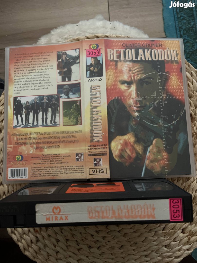 Betolakodók vhs film