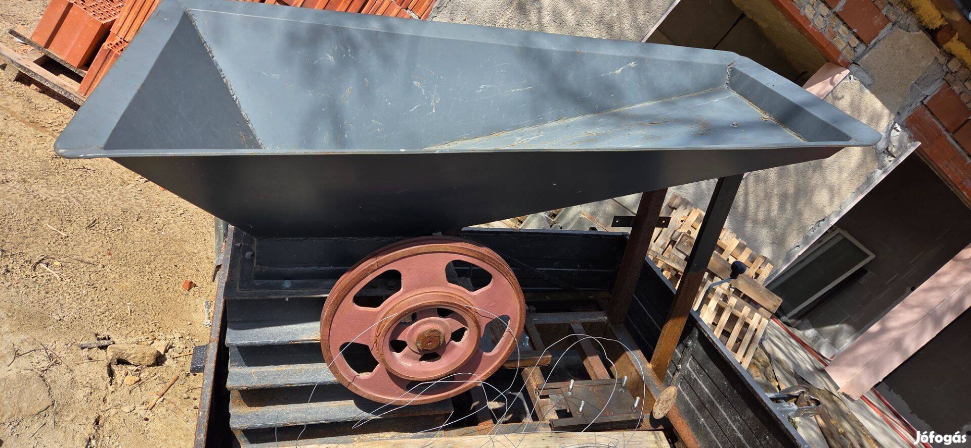 Beton daráló , pofás kőtörő eladó