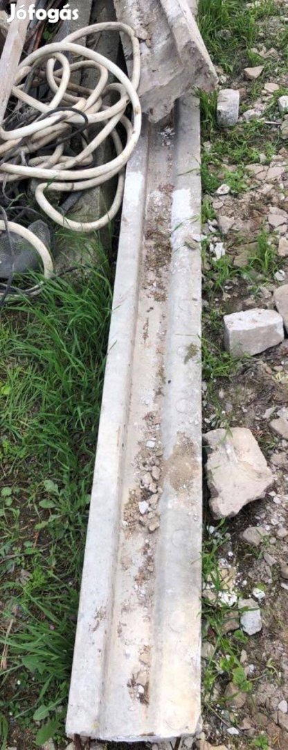 Beton födém gerendák eladók Sződön : 4db I-gerenda keres új gazdát