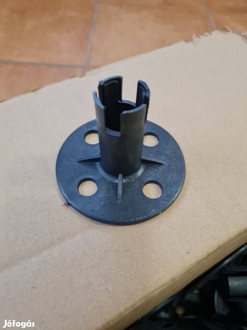 Betonacél háló (vasháló, térháló) kiemelő talp 40mm (100 db)