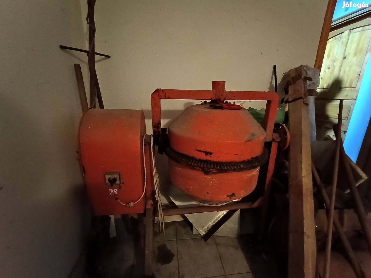 Betonkeverő eladó