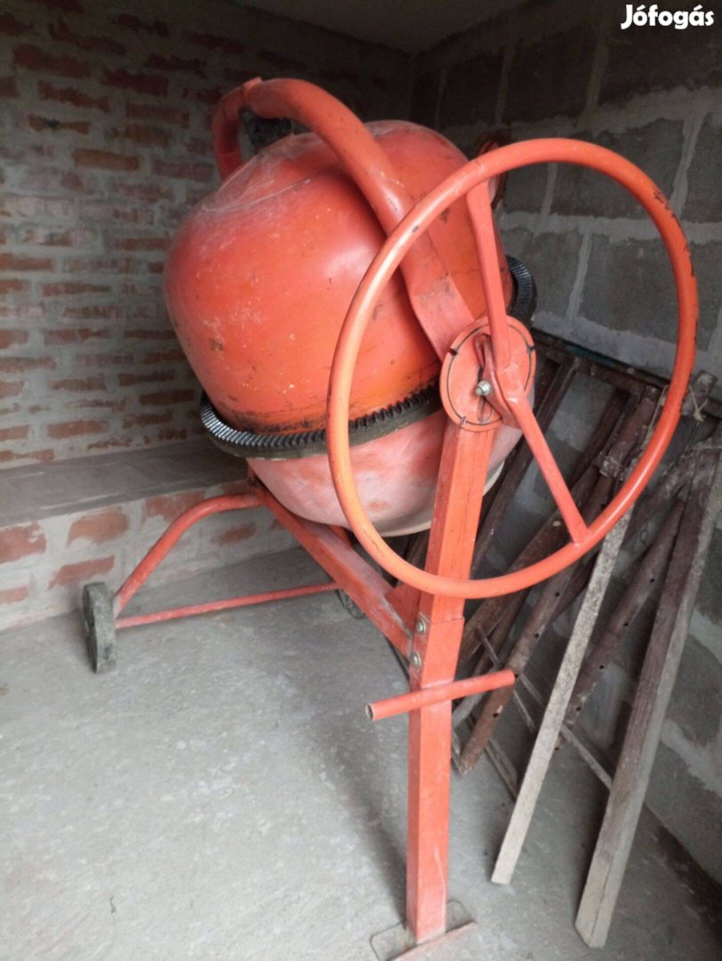 Betonkeverőgép!