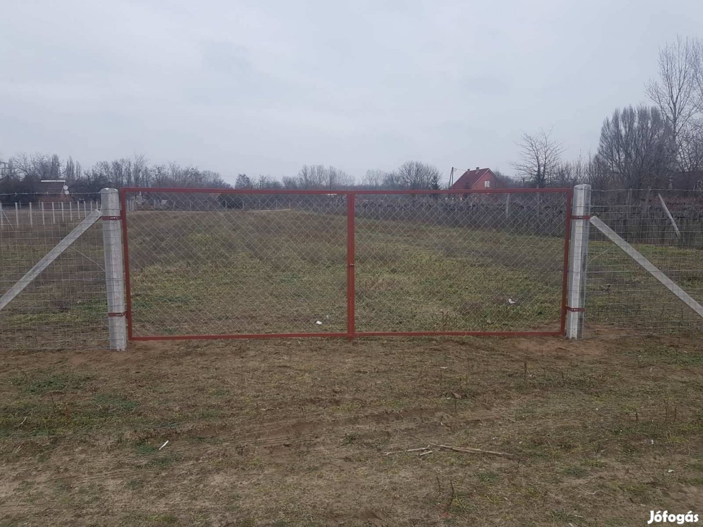 Betonoszlop eladó