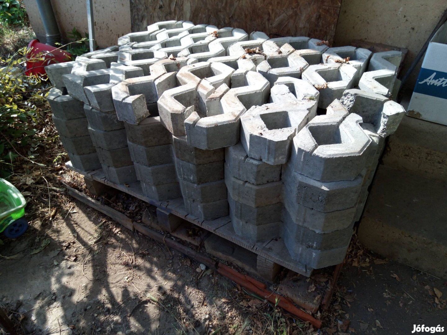 Betonrács 40*40*8cm