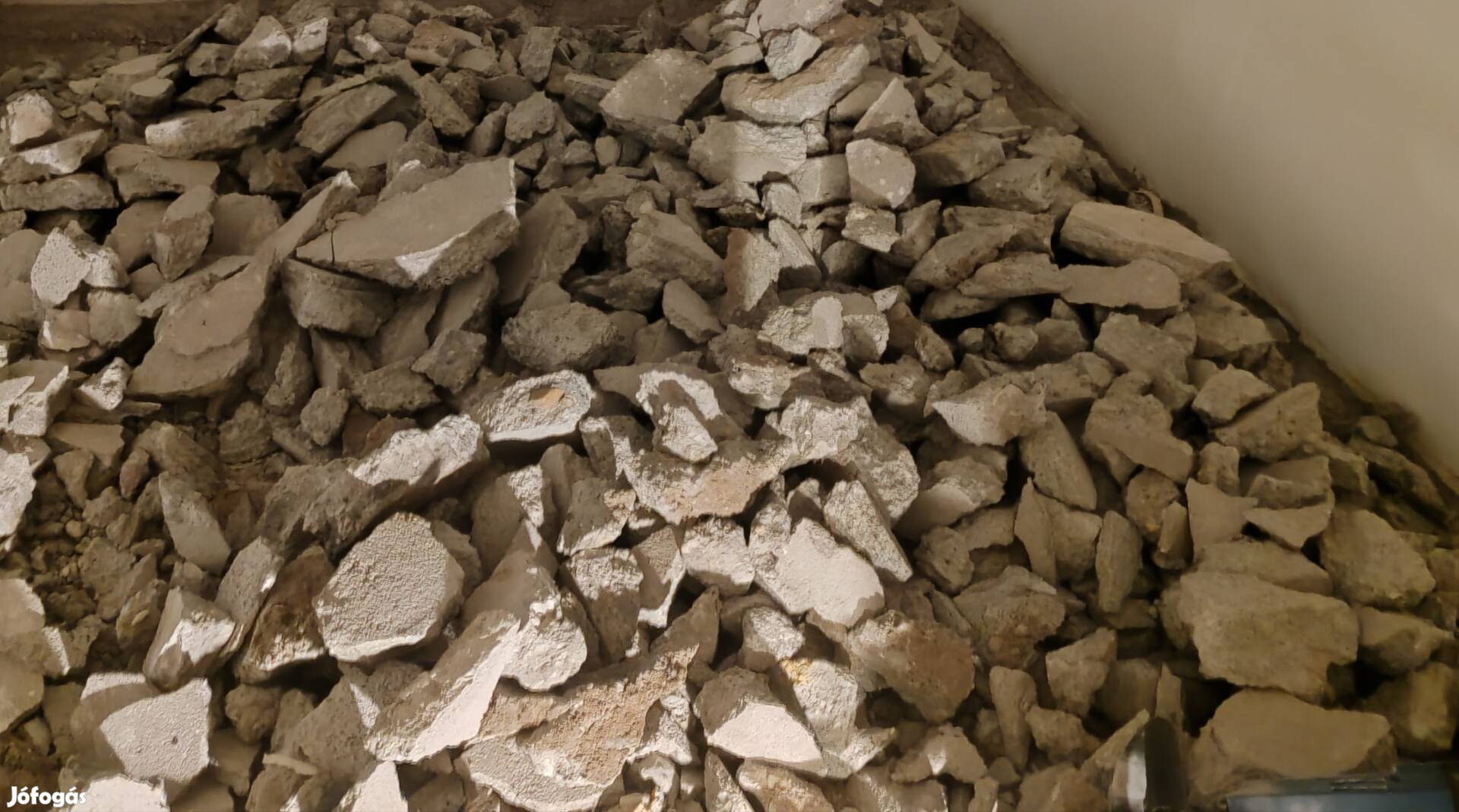 Betontörmelék ingyen elvihető