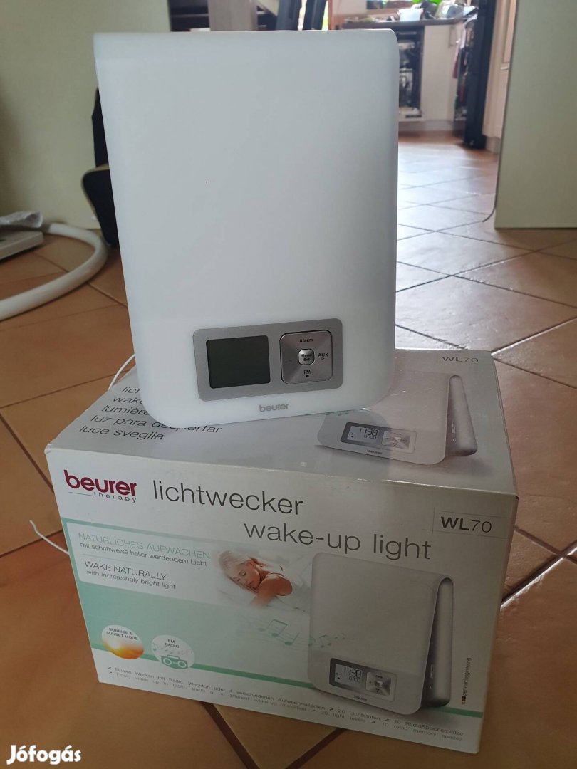Beurer WL70 napfelkeltét imitáló ébresztő óra/lámpa