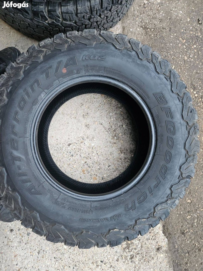 Bf Goodrich all terrain 285/70r17