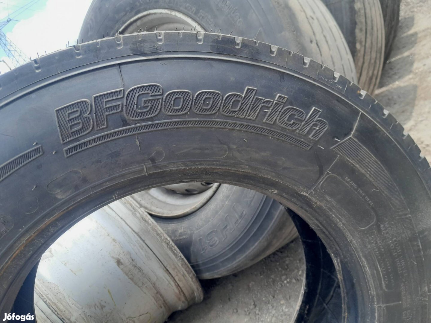Bfgoodrich 215/75 R17,5