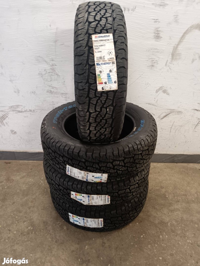 Bfgoodrich Trail Terrain T/A 225/65R17