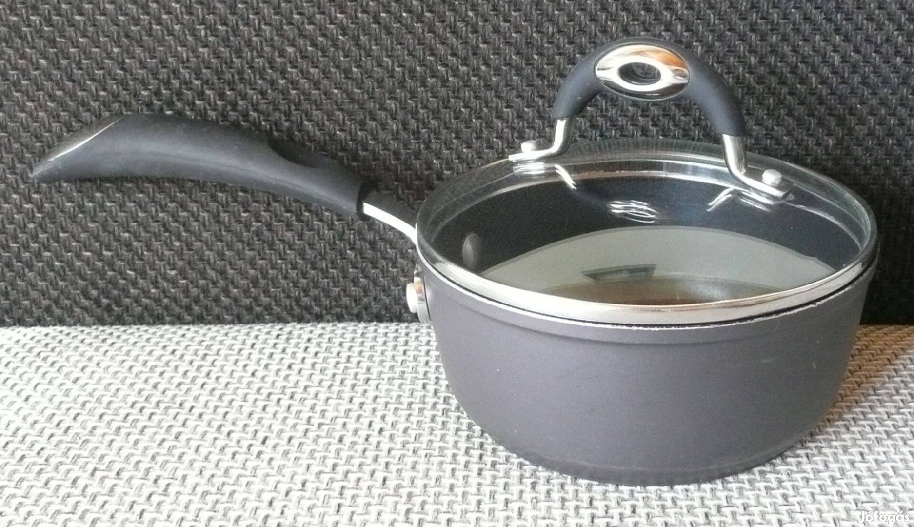 Bialetti Nyeles Lábas Fedővel 17 CM